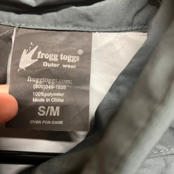 Frogg Toggs outer wear small/medium rain jacket - Picture 4 of 6